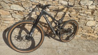 Bicicleta Enduro Intense T275 Carbono