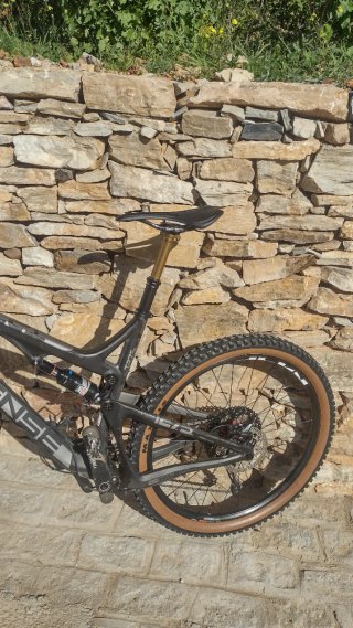 Bicicleta Enduro Intense T275 Carbono