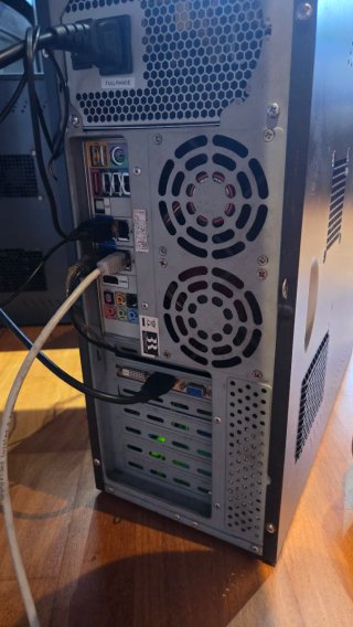 Torre PC i3 | 8GB RAM | SSD | Grafica MSI