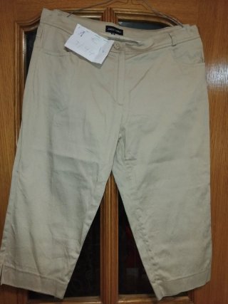 Lote 4 piezas.2 pantalones y 2 blusas mujer