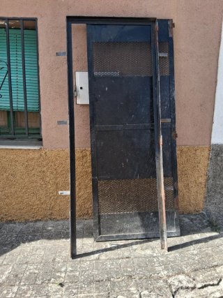 Puertas de chapa metálica