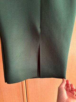 Vestido midi verde esmeralda elegante