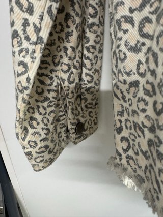 Chaqueta Zara Estampado Leopardo