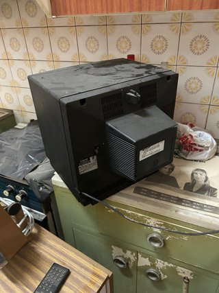 Televisor Sharp 20 pulgadas vintage