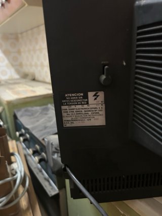 Televisor Sharp 20 pulgadas vintage