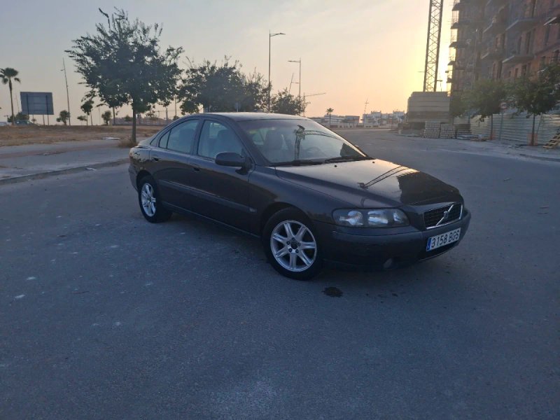 Volvo S60 2002 - foto 1