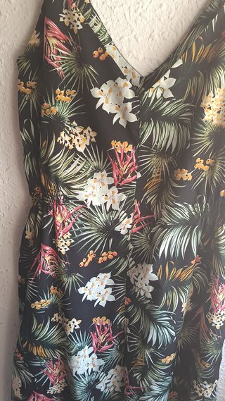 Mono largo negro estampado tropical