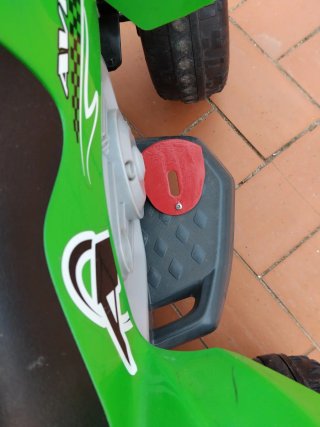 Moto 4 Ruedas Niño Verde