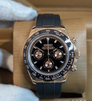 Reloj Seiko Mod Daytona Dorado y Negro