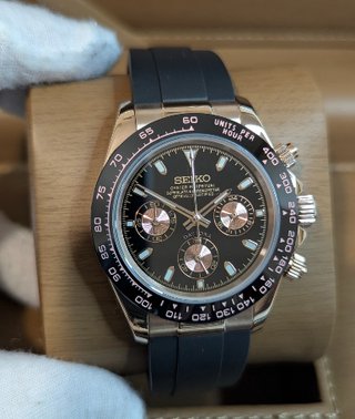 Reloj Seiko Mod Daytona Dorado y Negro