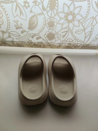 Chanclas Adidas Yeezy Slide Beige Talla 38