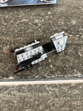 LEGO Star Wars 75207