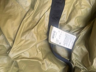 Abrigo Bimba y Lola verde talla L