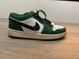 Zapatillas Nike Air Jordan 1 Low Verdes (Falsas)