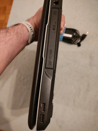Acer Aspire 7720Z 17" Dual 3GB Win10