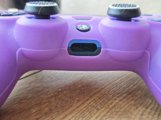 PS4 Slim 1TB 11.00 + 3 Mandos + Accesorios