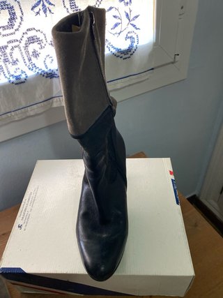 Botas de piel mujer negras y grises
