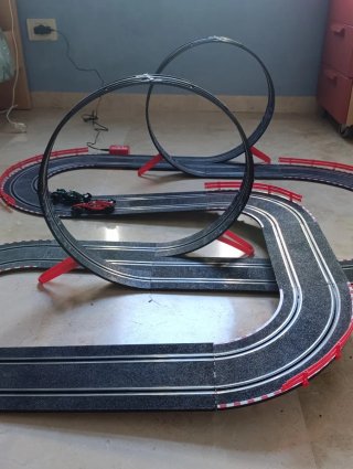 Scalextric Compact Formula Race To Win