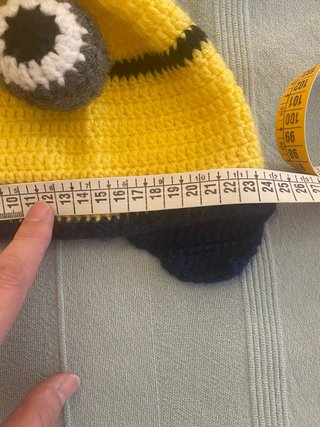 Gorro de crochet Minion