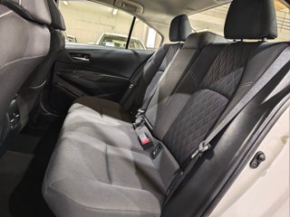 Toyota Corolla 1.8 125H ACTIVE TECH E-CVT SEDAN
