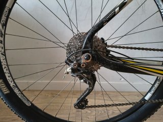 Bicicleta de Montaña Carbono 29er