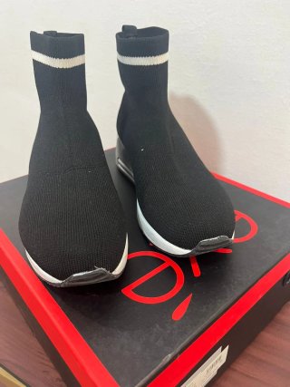 Botines Exé estilo calcetín negros talla 37
