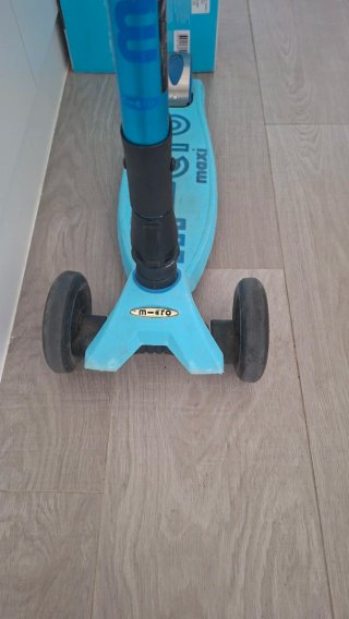Patinete Micro Maxi Deluxe Azul Plegable