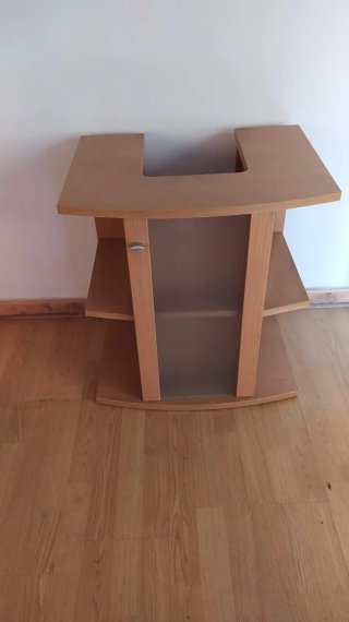 Mobile ausiliario in legno con porta in vetro