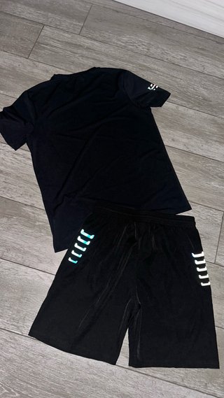 Completo Under Armour nero taglia M