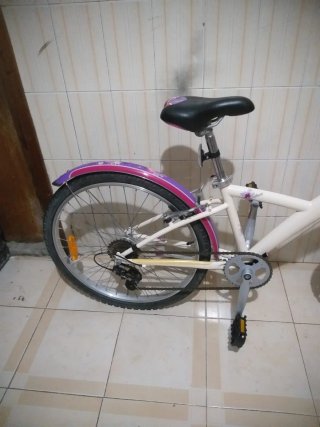 Bicicleta Btwin 24 pulgadas como nueva