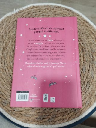 Isadora Moon - Isadora Moon y la invitación sec...
