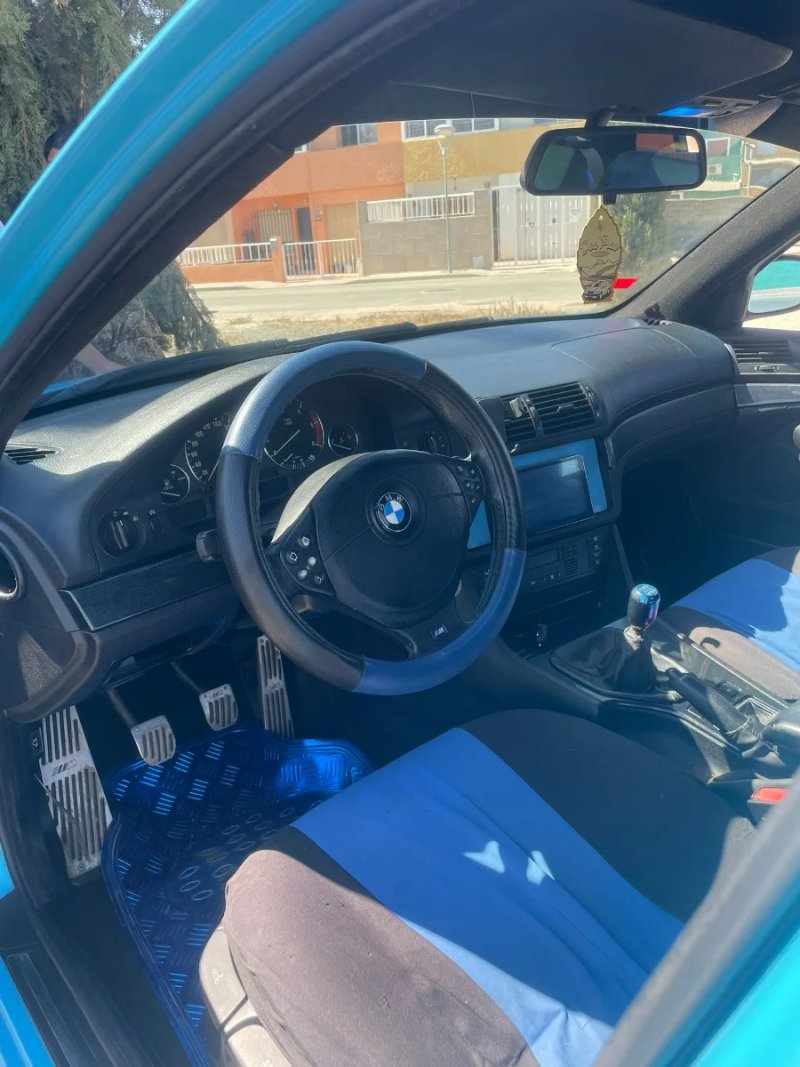 BMW Serie 5 2002 - foto 1