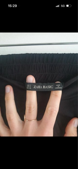 Short negro fluido de cintura alta Zara