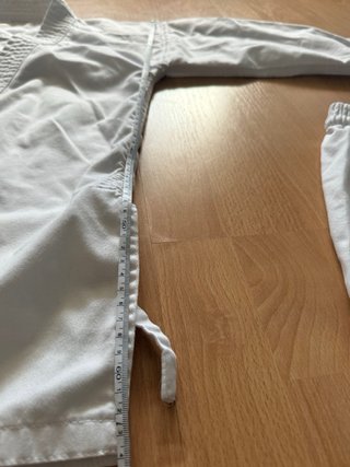 Karategui niño blanco con cinturón blanco