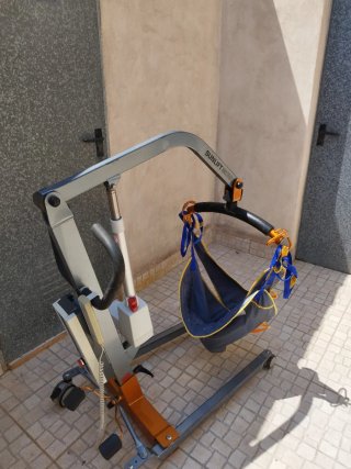 Grúa para mover personas