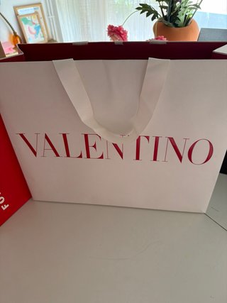 Borse di carta Valentino, Boss e Diesel