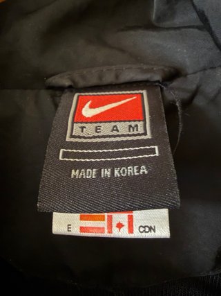 Chaqueta deportiva Nike Negra & Roja