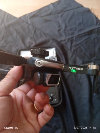 Dron plegable con cámara.