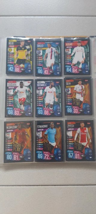 Álbum Match Attax Extra 19/20 con 90 cartas