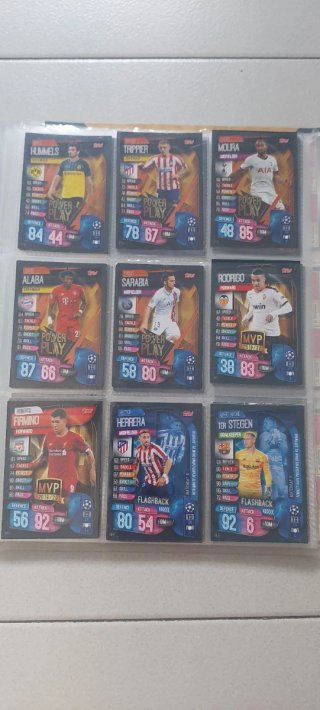 Álbum Match Attax Extra 19/20 con 90 cartas