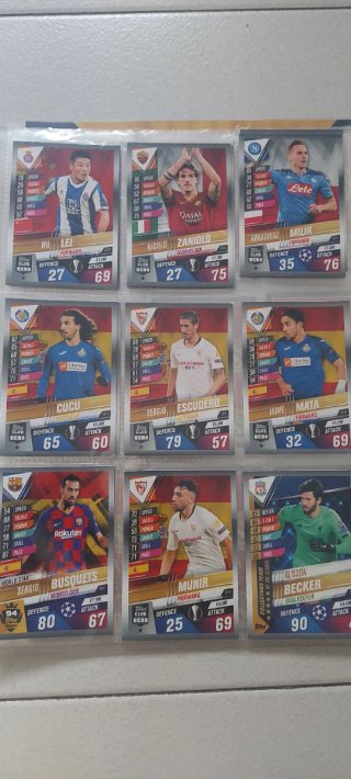 Álbum Match Attax Extra 19/20 con 90 cartas