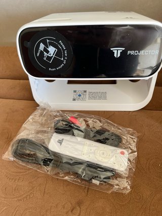 Proyector T AT-M269D