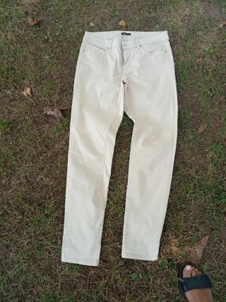 Pantalón Massimo Dutti Talla 40 Beige