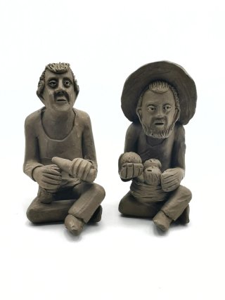 Bonitas figuras costumbristas barro Latino America