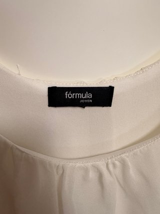 Vestido blanco y tirantes decorados Formula Joven