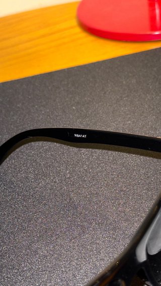 Gafas de sol Ray-Ban RB4147 Negras
