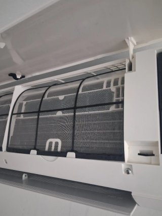 Instalación aires acondicionados , cargas de gas.