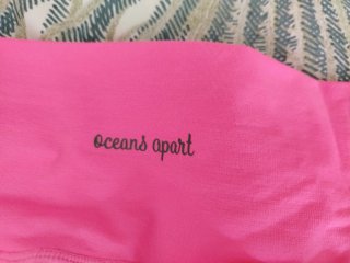 Mallas deportivas rosas. T. S. Oceans Apart