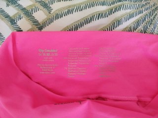 Mallas deportivas rosas. T. S. Oceans Apart