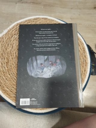 ELS DIARIS DE LA CIRERA 1 EL ZOO PETRIFI